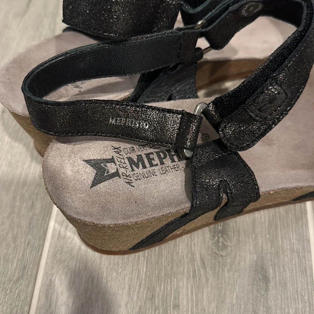 Mephisto Black Sandals Wedge Womens Size 41 Black US 10.5 Excellent Condition